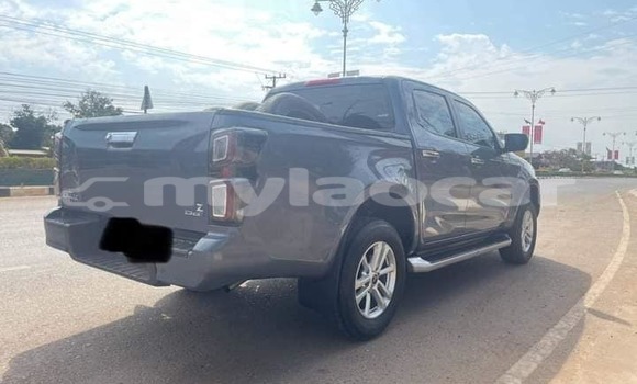 Buy Used Isuzu D–MAX Black Car in Vientiane in Vientiane Province Buy Used Isuzu D–MAX Black Car in Vientiane in Vientiane Province