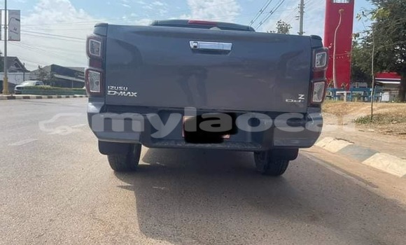 Buy Used Isuzu D–MAX Black Car in Vientiane in Vientiane Province Buy Used Isuzu D–MAX Black Car in Vientiane in Vientiane Province