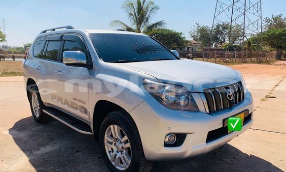 Buy Used Toyota Land Cruiser Prado Other Car in Vientiane in Vientiane Province Buy Used Toyota Land Cruiser Prado Other Car in Vientiane in Vientiane Province