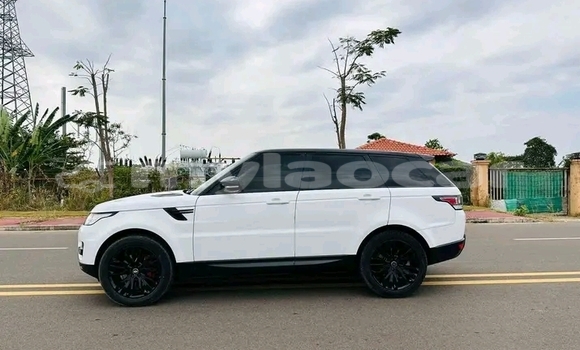 Buy Used Range Rover Range Rover White Car in Luang Namtha in Luang Namtha Province Buy Used Range Rover Range Rover White Car in Luang Namtha in Luang Namtha Province