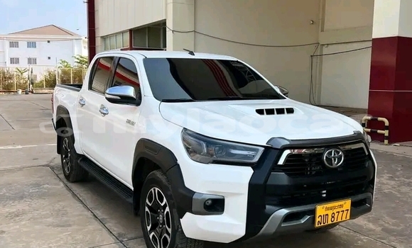 Buy Used Mitsubishi Celeste White Car in Luang Prabang in Louangphabang Province Buy Used Mitsubishi Celeste White Car in Luang Prabang in Louangphabang Province