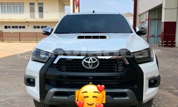 Buy Used Honda Ballade White Car in Luang Namtha in Luang Namtha Province Buy Used Honda Ballade White Car in Luang Namtha in Luang Namtha Province