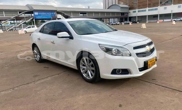 Buy Used BMW 2er Grand Tourer White Car in Ban Nahin in Oudômxai Province Buy Used BMW 2er Grand Tourer White Car in Ban Nahin in Oudômxai Province