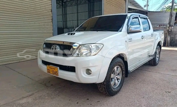 Buy Used Toyota Aygo White Car in Sekong in Xékong Province Buy Used Toyota Aygo White Car in Sekong in Xékong Province