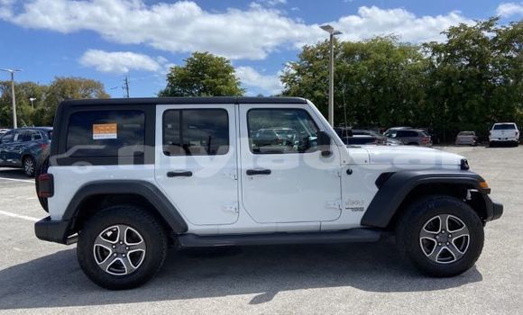 Buy Used Jeep Wrangler White Car in Champasak in Champasak Province