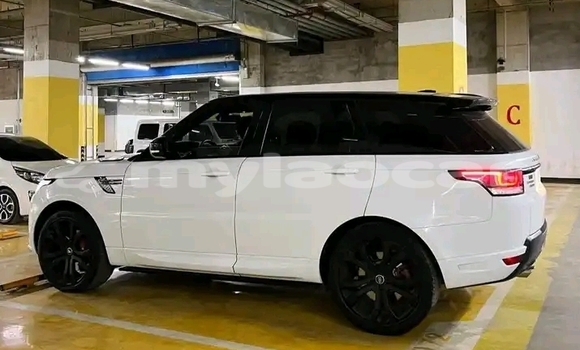 Buy Used Land Rover Range Rover Sport White Car in Vientiane in Vientiane Province