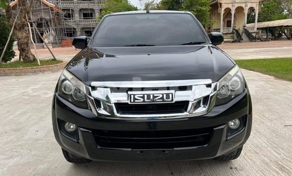 Buy Used Isuzu D–MAX Black Car in Luang Namtha in Luang Namtha Province Buy Used Isuzu D–MAX Black Car in Luang Namtha in Luang Namtha Province