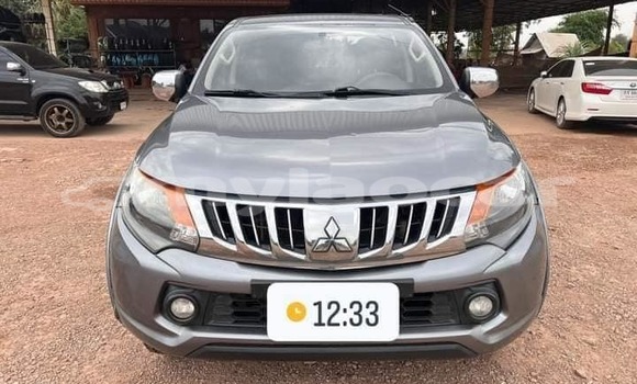 Buy Used Toyota Hilux Other Car in Vientiane in Vientiane Province Buy Used Toyota Hilux Other Car in Vientiane in Vientiane Province