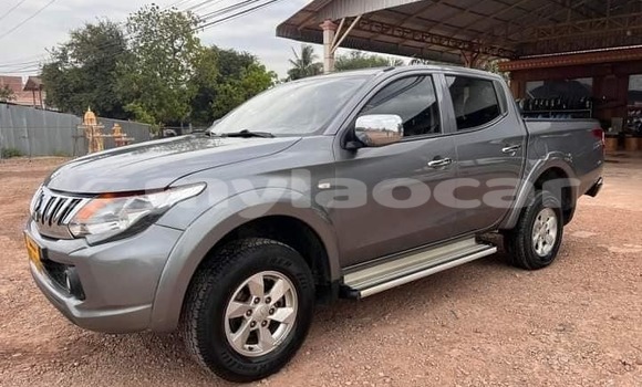 Buy Used Toyota Hilux Other Car in Vientiane in Vientiane Province Buy Used Toyota Hilux Other Car in Vientiane in Vientiane Province