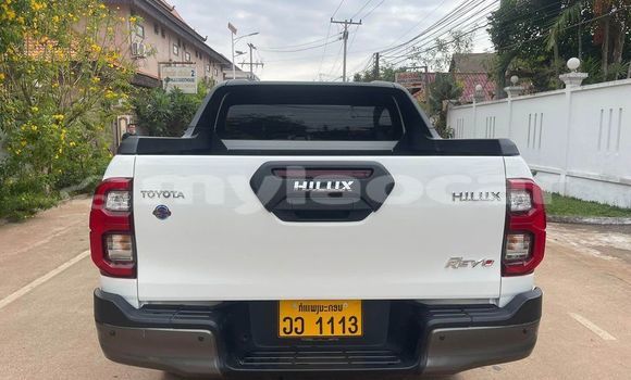 Buy Used Toyota Vitz Other Car in Vientiane in Vientiane Province