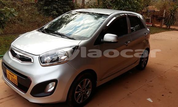 Buy Used Kia Picanto Silver Car in Vientiane in Vientiane Province