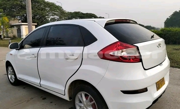 Buy Used Honda Ballade White Car in Luang Namtha in Luang Namtha Province Buy Used Honda Ballade White Car in Luang Namtha in Luang Namtha Province