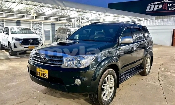 Buy Used Toyota Fortuner Other Car in Luang Namtha in Luang Namtha Province Buy Used Toyota Fortuner Other Car in Luang Namtha in Luang Namtha Province