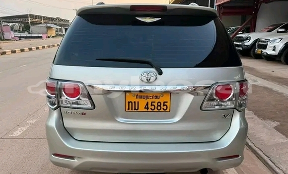 Buy Used GAC Trumpchi GS8 Other Car in Vientiane in Vientiane Province Buy Used GAC Trumpchi GS8 Other Car in Vientiane in Vientiane Province