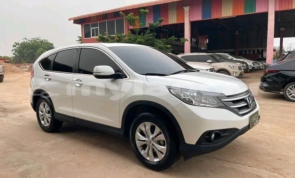 Buy Used Honda CR–V White Car in Vientiane in Vientiane Province Buy Used Honda CR–V White Car in Vientiane in Vientiane Province