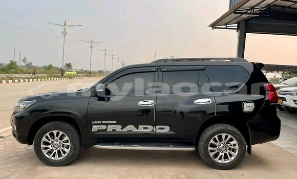 Buy Used Toyota Prado Black Car in Vientiane in Vientiane Province Buy Used Toyota Prado Black Car in Vientiane in Vientiane Province