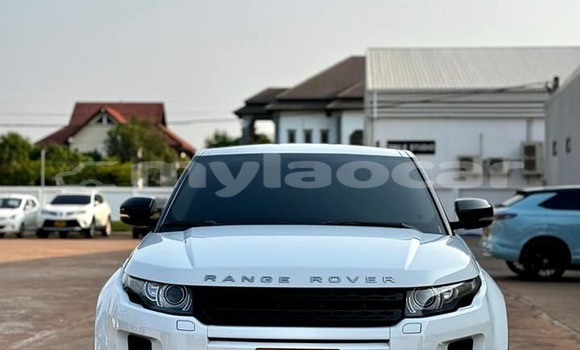 Buy Used Land Rover Defender Other Car in Ban Houayxay in Bokeo Province Buy Used Land Rover Defender Other Car in Ban Houayxay in Bokeo Province