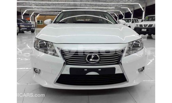 Buy Import Lexus ES White Car in Import - Dubai in Attapeu Province Buy Import Lexus ES White Car in Import - Dubai in Attapeu Province
