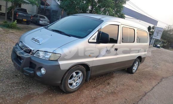 Buy Used Toyota Sienna Other Car in Vientiane in Vientiane Province