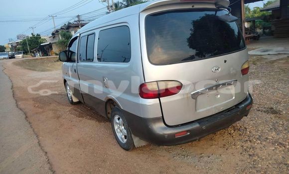 Buy Used Toyota Sienna Other Car in Vientiane in Vientiane Province Buy Used Toyota Sienna Other Car in Vientiane in Vientiane Province