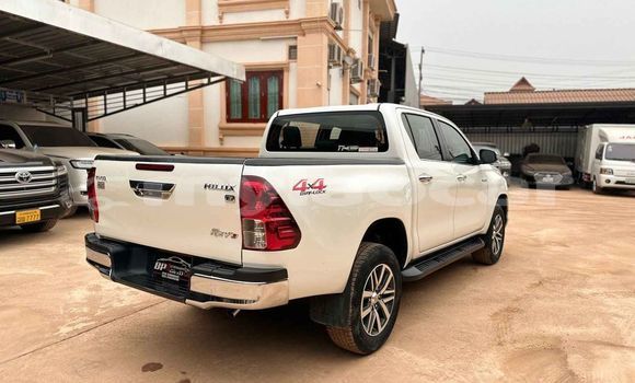Acheter Occasion Voiture Toyota Hilux Blanc à Vientiane, Vientiane Province Acheter Occasion Voiture Toyota Hilux Blanc à Vientiane, Vientiane Province
