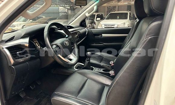 Acheter Occasion Voiture Toyota Hilux Blanc à Vientiane, Vientiane Province Acheter Occasion Voiture Toyota Hilux Blanc à Vientiane, Vientiane Province