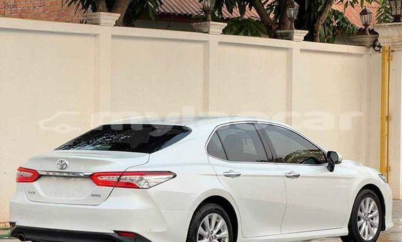 Acheter Occasion Voiture Toyota Camry Blanc à Champasak, Champasak Province Acheter Occasion Voiture Toyota Camry Blanc à Champasak, Champasak Province