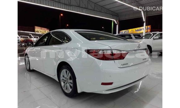 Buy Import Lexus ES White Car in Import - Dubai in Attapeu Province Buy Import Lexus ES White Car in Import - Dubai in Attapeu Province