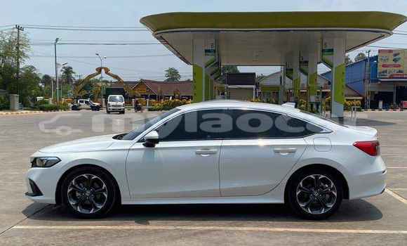 Acheter Occasion Voiture Honda Civic Blanc à Champasak, Champasak Province Acheter Occasion Voiture Honda Civic Blanc à Champasak, Champasak Province