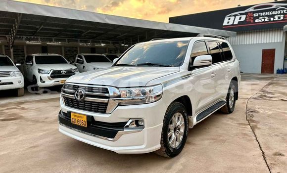 Acheter Occasion Voiture Toyota Land Cruiser Blanc à Champasak, Champasak Province Acheter Occasion Voiture Toyota Land Cruiser Blanc à Champasak, Champasak Province