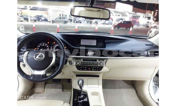 Buy Import Lexus ES White Car in Import - Dubai in Attapeu Province Buy Import Lexus ES White Car in Import - Dubai in Attapeu Province