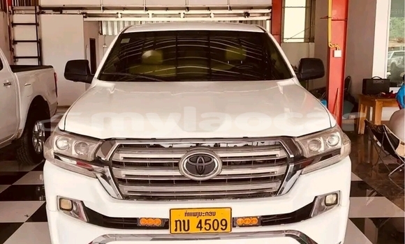 Acheter Occasion Voiture Ford Capri Blanc à Vientiane, Vientiane Province Acheter Occasion Voiture Ford Capri Blanc à Vientiane, Vientiane Province