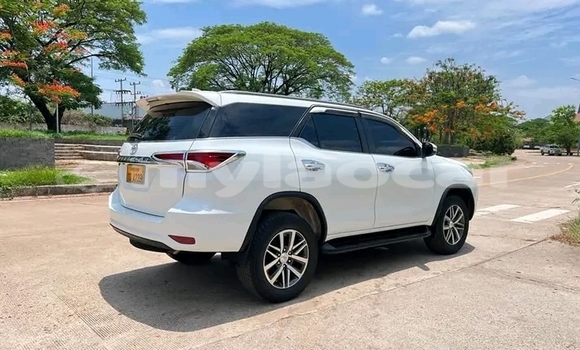 Buy Used Toyota Fortuner Other Car in Vientiane in Vientiane Province Buy Used Toyota Fortuner Other Car in Vientiane in Vientiane Province