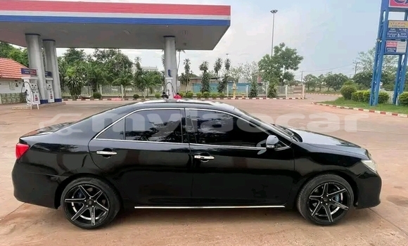 Buy Used Toyota Camry Black Car in Vientiane in Vientiane Province Buy Used Toyota Camry Black Car in Vientiane in Vientiane Province
