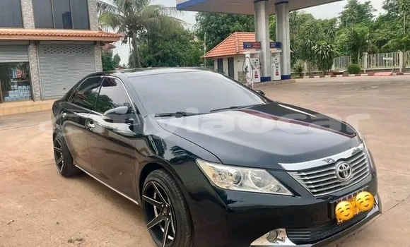 Buy Used Toyota Camry Black Car in Vientiane in Vientiane Province Buy Used Toyota Camry Black Car in Vientiane in Vientiane Province