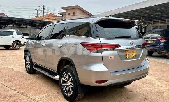 Acheter Occasion Voiture Toyota Fortuner Autre à Vientiane, Vientiane Province Acheter Occasion Voiture Toyota Fortuner Autre à Vientiane, Vientiane Province