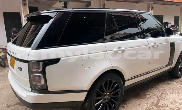 ຊື້ ໃຊ້ແລ້ວ Range Rover Range Rover White ລົດ ໃນ Vientiane ໃນ Vientiane Province ຊື້ ໃຊ້ແລ້ວ Range Rover Range Rover White ລົດ ໃນ Vientiane ໃນ Vientiane Province