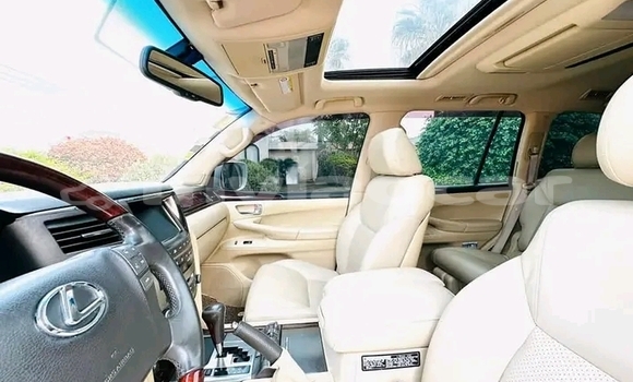 Buy Used Lexus IS White Car in Vientiane in Vientiane Province