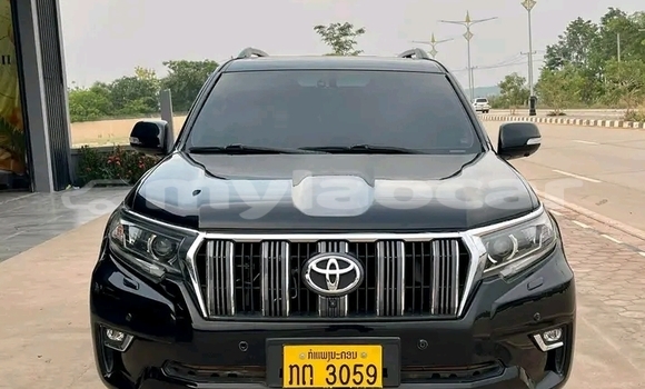 Buy Used Toyota Prado Black Car in Vientiane in Vientiane Province Buy Used Toyota Prado Black Car in Vientiane in Vientiane Province