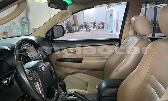 Buy Used Toyota Fortuner Other Car in Vientiane in Vientiane Province Buy Used Toyota Fortuner Other Car in Vientiane in Vientiane Province
