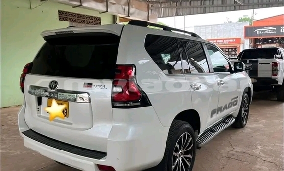 Buy Used Toyota Prado Other Car in Vientiane in Vientiane Province Buy Used Toyota Prado Other Car in Vientiane in Vientiane Province