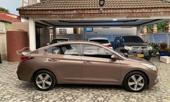 Buy Used Hyundai Accent Other Car in Vientiane in Vientiane Province Buy Used Hyundai Accent Other Car in Vientiane in Vientiane Province