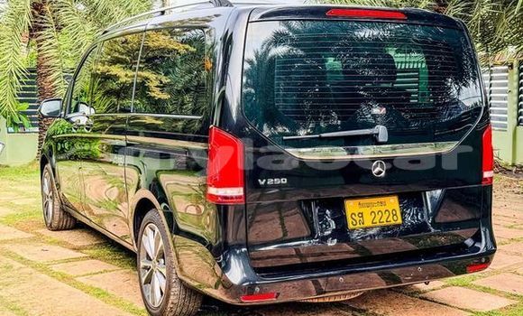 Buy Used Bentley Arnage Other Car in Champasak in Champasak Province Buy Used Bentley Arnage Other Car in Champasak in Champasak Province