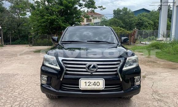 Buy Used Lexus ES Other Car in Vientiane in Vientiane Province