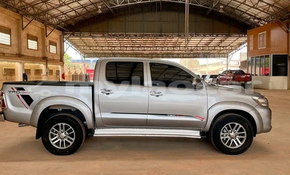 ຊື້ ໃຊ້ແລ້ວ Toyota Hilux Other ລົດ ໃນ Champasak ໃນ Champasak Province ຊື້ ໃຊ້ແລ້ວ Toyota Hilux Other ລົດ ໃນ Champasak ໃນ Champasak Province