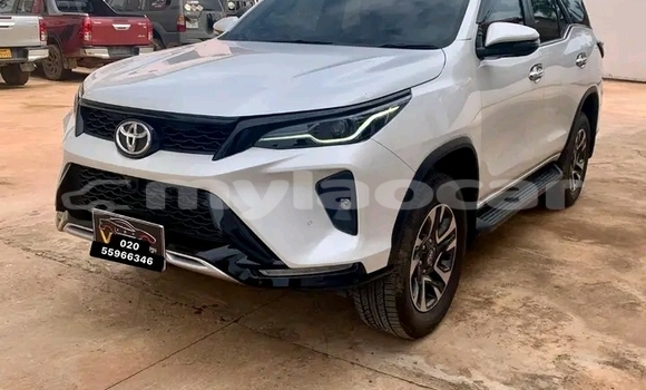ຊື້ ໃຊ້ແລ້ວ Toyota Fortuner White ລົດ ໃນ Huayxay ໃນ Bokeo Province ຊື້ ໃຊ້ແລ້ວ Toyota Fortuner White ລົດ ໃນ Huayxay ໃນ Bokeo Province