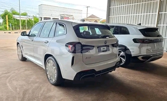 ຊື້ ໃຊ້ແລ້ວ BMW 2er Active Tourer White ລົດ ໃນ Vientiane ໃນ Vientiane Province