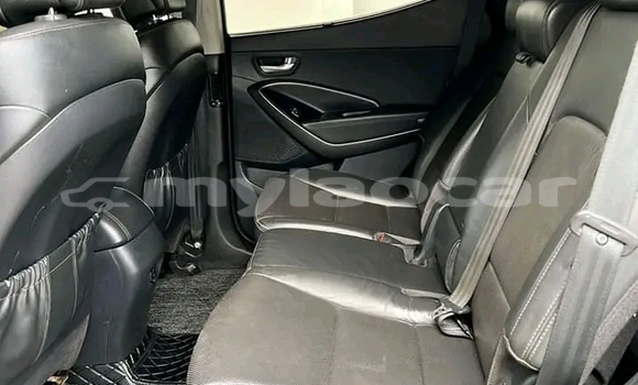 Buy Used Hyundai Santa Fe Other Car in Vientiane in Vientiane Province Buy Used Hyundai Santa Fe Other Car in Vientiane in Vientiane Province