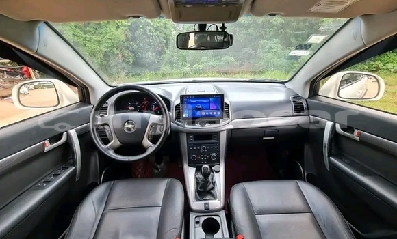 Buy Used Chevrolet Captiva White Car in Vientiane in Vientiane Province Buy Used Chevrolet Captiva White Car in Vientiane in Vientiane Province