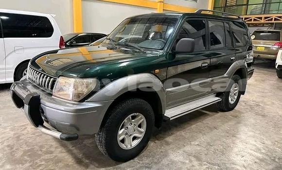 ຊື້ ໃຊ້ແລ້ວ Toyota RAV4 Green ລົດ ໃນ Vientiane ໃນ Vientiane Province ຊື້ ໃຊ້ແລ້ວ Toyota RAV4 Green ລົດ ໃນ Vientiane ໃນ Vientiane Province